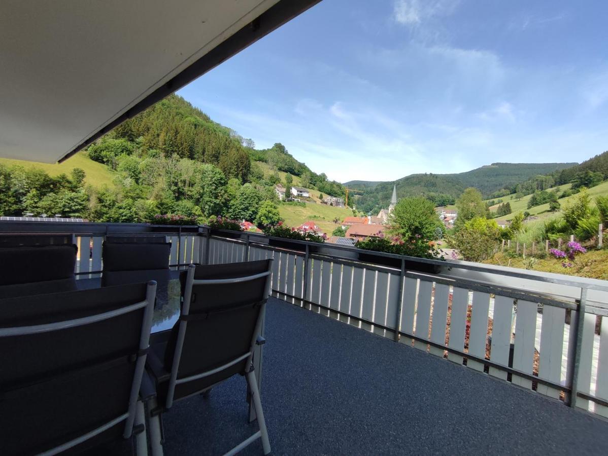 Steepleview House, Schwarzwaldblick Apartment - Spacious & Peaceful Бад-Петерсталь-Ґрісбах Екстер'єр фото